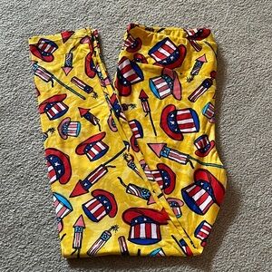 🔥BOGO🔥 NWOT Lularoe Uncle Sam Patriotic TC Leggings